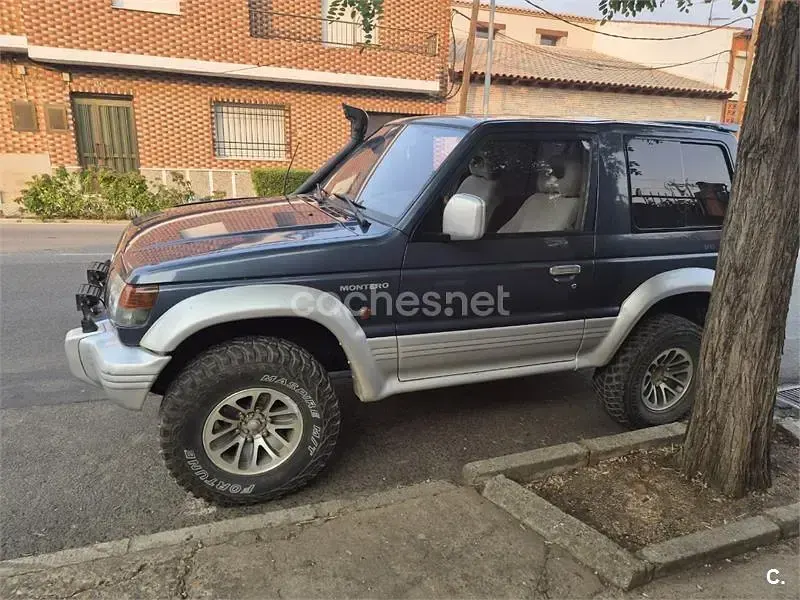 Usado Mitsubishi Montero 181 CV (133 kW) 1995 Verde SUV