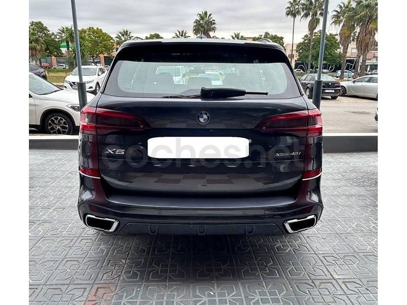 Usado BMW X5 333 CV (244 kW) 2021 Gris / plata SUV