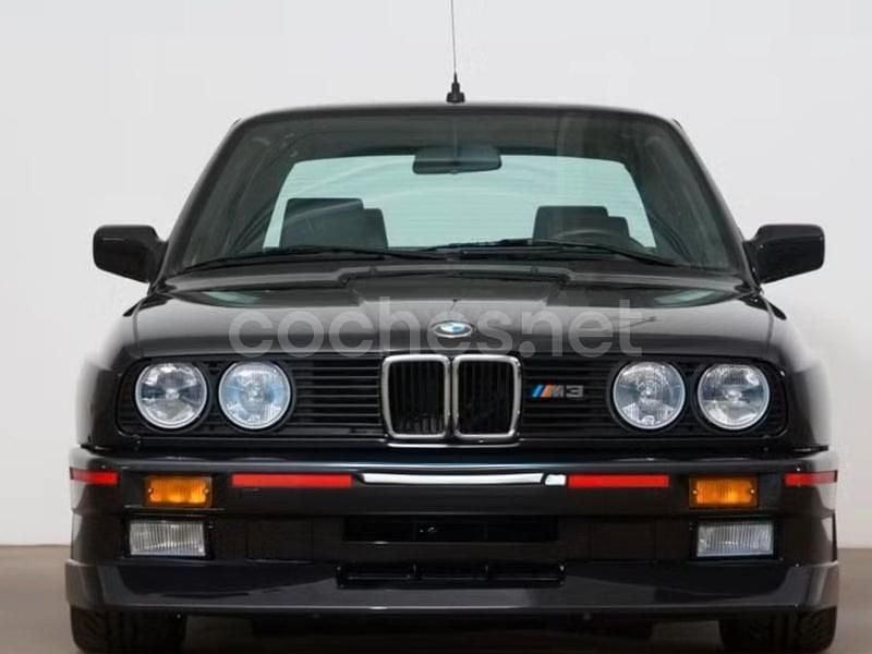Usado BMW M3 215 CV (158 kW) 1987 Negro Berlina