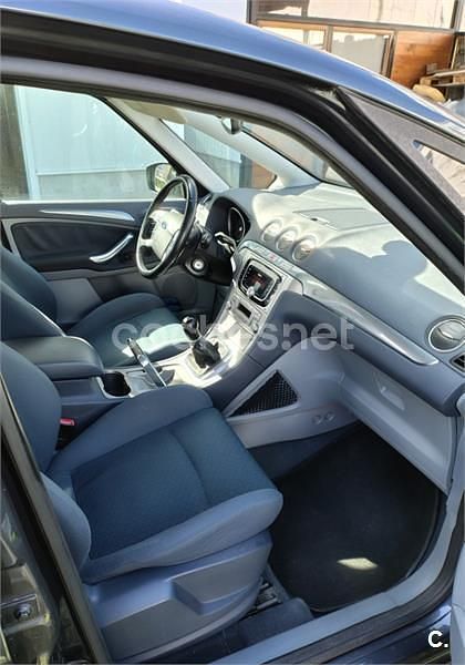 Usado Ford S-MAX Trend 145 CV (106 kW) 2007 Negro Monovolumen