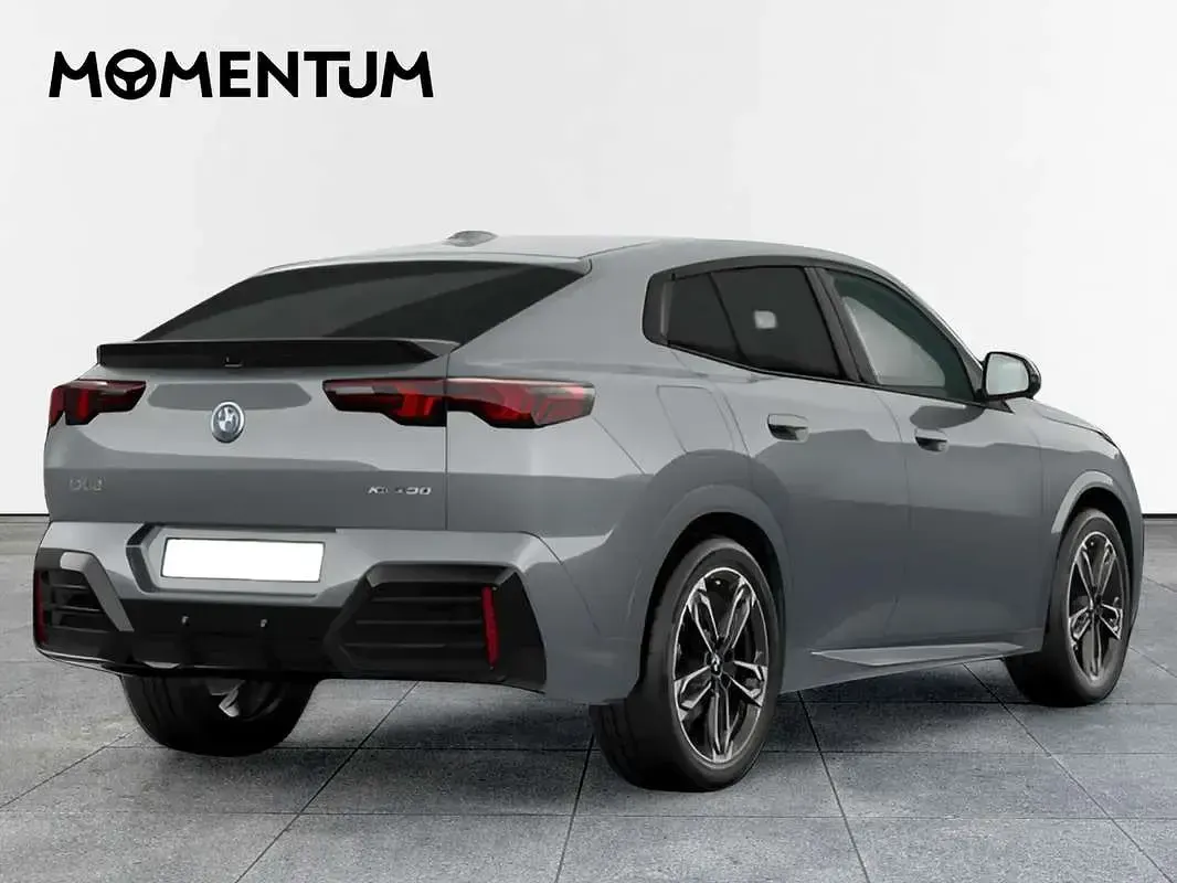 Usado BMW iX2 230 kW (313 CV) 2025 Gris SUV