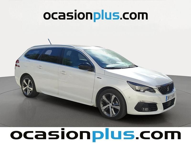 Usado Peugeot 308 SW GT-line 131 CV (96 kW) 2018 Blanco Familiar