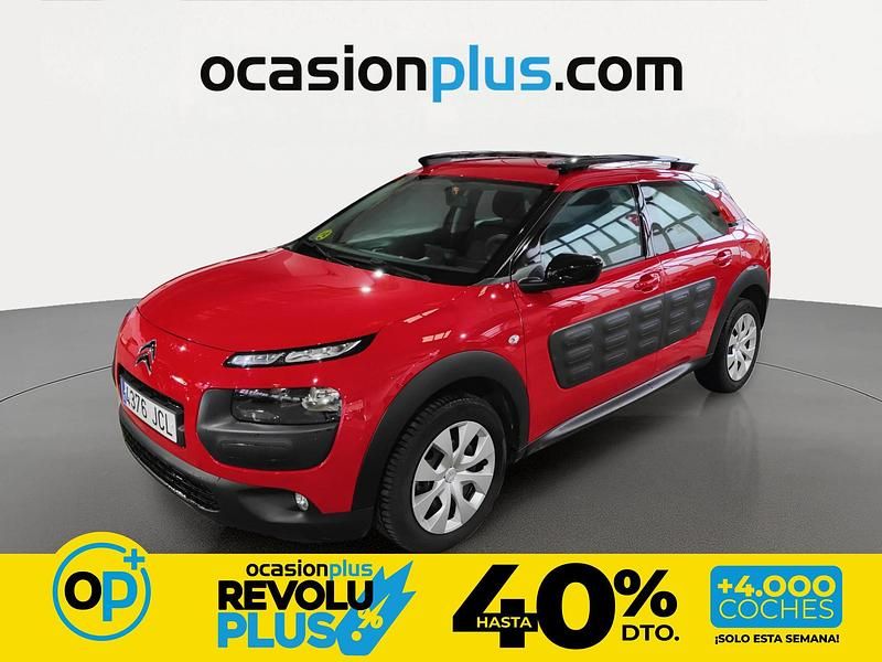 Usado Citroën C4 Cactus Feel 92 CV (67 kW) 2015 Rojo Utilitario