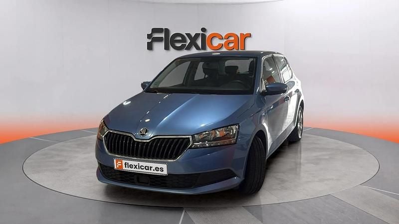 Usado Skoda Fabia Ambition 95 HP (69 kW) 2019 Azul Sedan