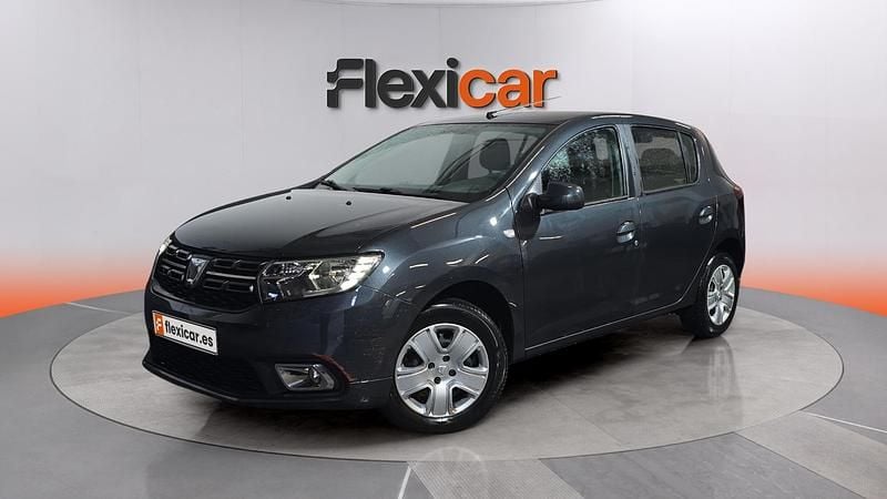 Usado Dacia Sandero Comfort 90 CV (66 kW) 2019 Azul Berlina