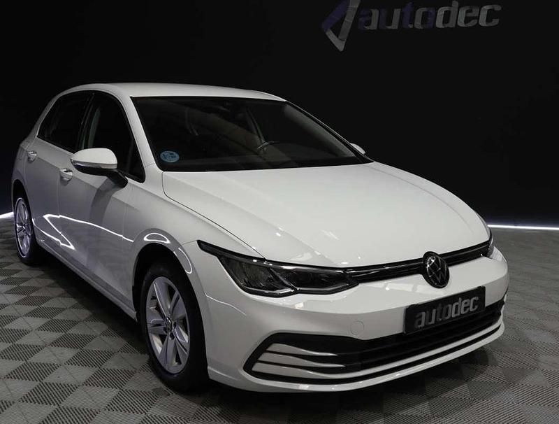 Usado VW Golf VIII 110 CV (80 kW) 2021 Blanco Utilitario