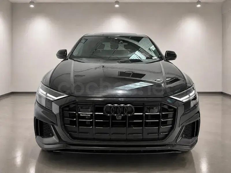 Usado Audi Q8 S-Line 340 CV (250 kW) 2023 Negro SUV