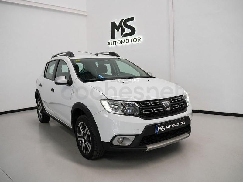 Usado Dacia Sandero Stepway Ambiance 90 CV (66 kW) 2018 Blanco Berlina