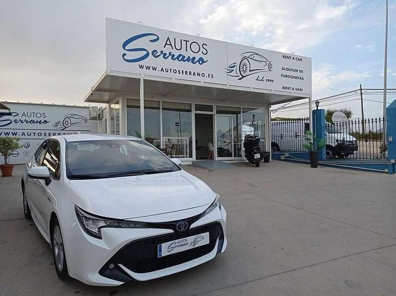 Blanco Usado 2020 Toyota Corolla Active Utilitario | 17.950 € (Buen precio) - Imagen 1/4