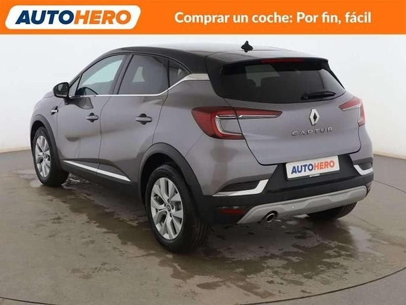 Usado Renault Captur Zen 91 CV (66 kW) 2021 Gris SUV