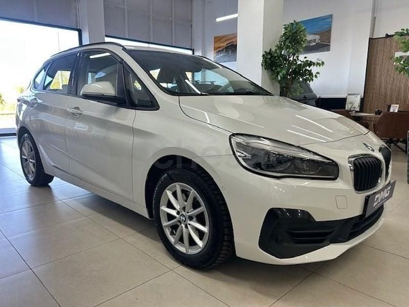 Usado BMW 218 136 CV (100 kW) 2020 Blanco Familiar