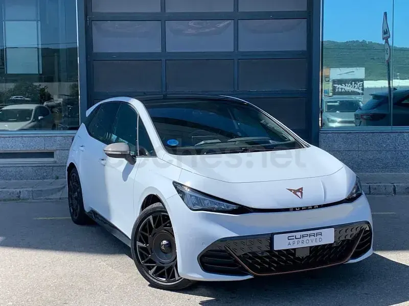 Używany Cupra Born VZ 239 kW (326 KM) 2025 Eléctrico Hatchback