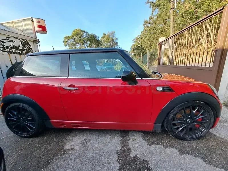 Usado Mini John Cooper Works 211 CV (155 kW) 2009 Rojo Utilitario