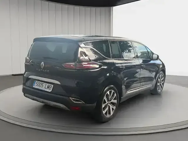 Usado Renault Espace Zen 160 CV (117 kW) 2015 Negro Monovolumen