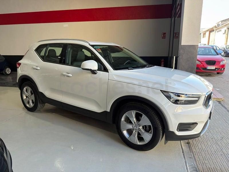 Usado Volvo XC40 Momentum 150 CV (110 kW) 2019 Blanco SUV
