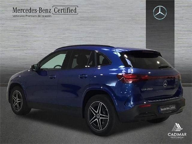Usado Mercedes EQA250 AMG 139 kW (190 CV) 2025 Azul espectra SUV