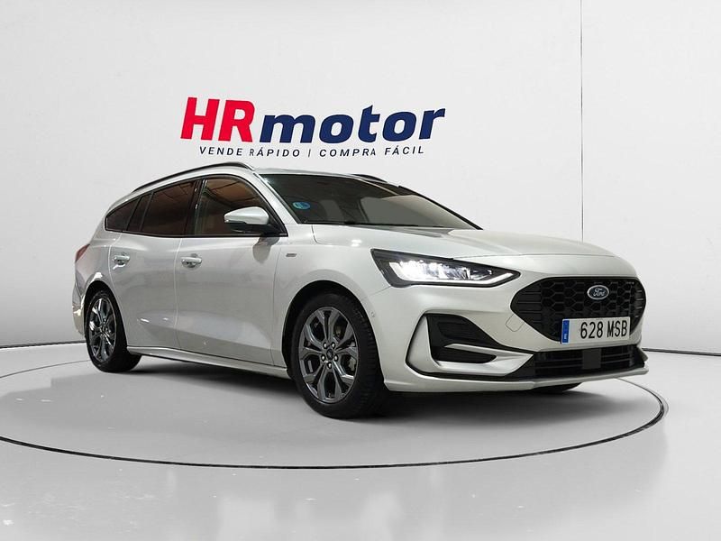 Gris Usado 2024 Ford Focus ST-Line Familiar | 18.590 € (Buen precio) - Imagen 1/4