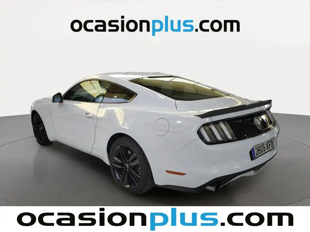 Usado Ford Mustang Fastback 314 CV (230 kW) 2017 Blanco Coupe