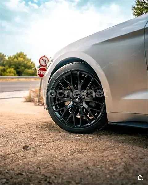 Usado Ford Mustang Convertible 314 CV (230 kW) 2016 Gris / plata Descapotable
