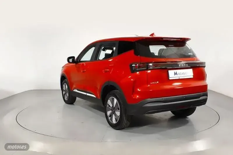 Usado Ebro s400 211 CV (155 kW) 2025 Rojo SUV