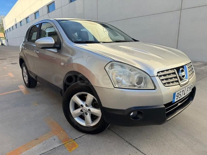 Usado Nissan Qashqai Acenta 150 CV (110 kW) 2008 Beige SUV