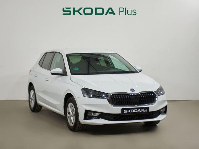 Blanco Usado 2024 Skoda Fabia Selection Utilitario | 16.900 € (Caro) - Imagen 1/4