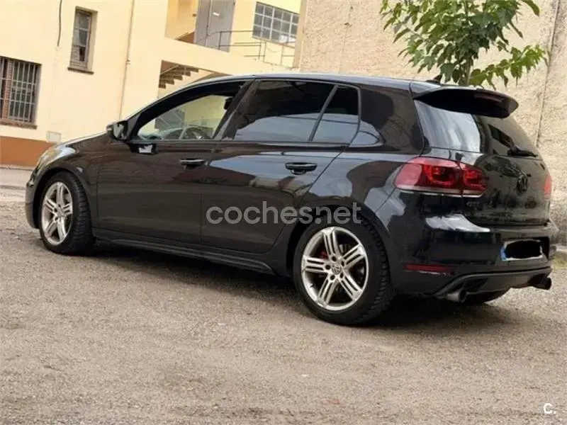 Usado VW Golf VI GTI 200 CV (147 kW) 2009 Negro Utilitario