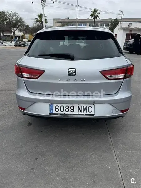 Usado Seat Leon ST Style 115 CV (84 kW) 2017 Gris / plata Familiar