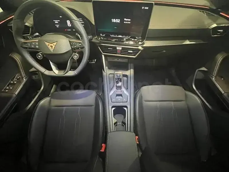 Usado Cupra Formentor 204 CV (150 kW) 2024 Gris / plata SUV