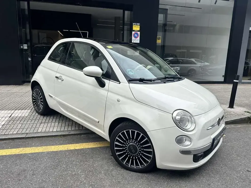 Usado Fiat 500 Lounge 69 CV (50 kW) 2011 Blanco Utilitario