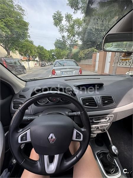 Negro Usado 2012 Renault Fluence Dynamique Berlina | 5500 € (Super precio) - Imagen 1/4