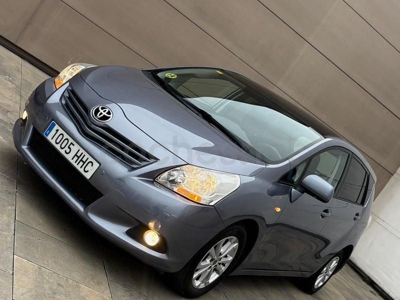 Usado Toyota Verso Advance 126 CV (92 kW) 2012 Azul Monovolumen