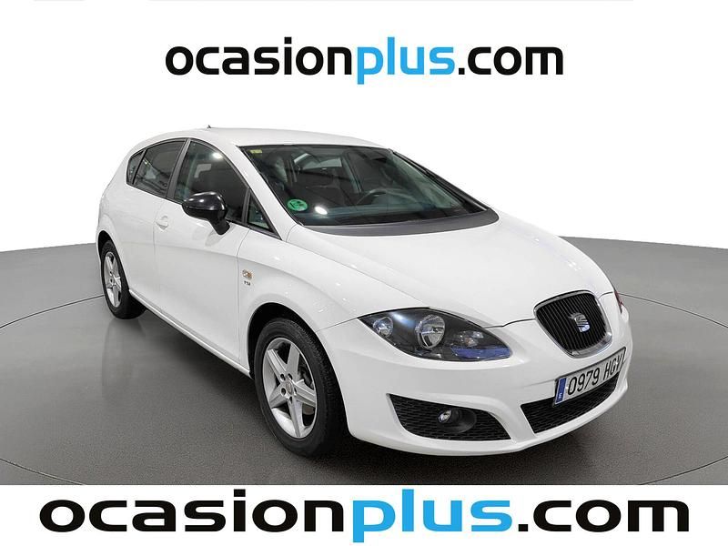 Usado Seat Leon Copa 105 CV (77 kW) 2011 Blanco Utilitario
