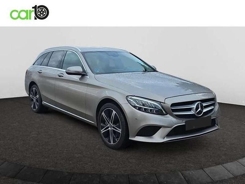 Usado Mercedes C300e 320 CV (235 kW) 2020 Beige Familiar