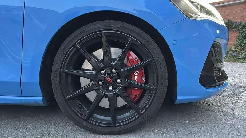 Usado Ford Focus ST 280 CV (205 kW) 2024 Azul Berlina