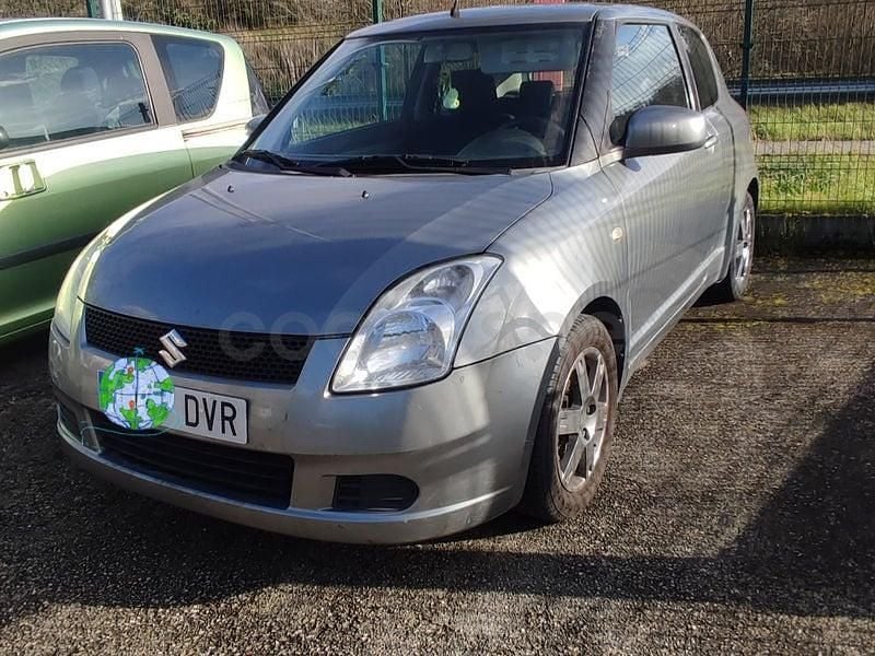 Usado Suzuki Swift GL 69 CV (50 kW) 2006 Gris / plata Utilitario