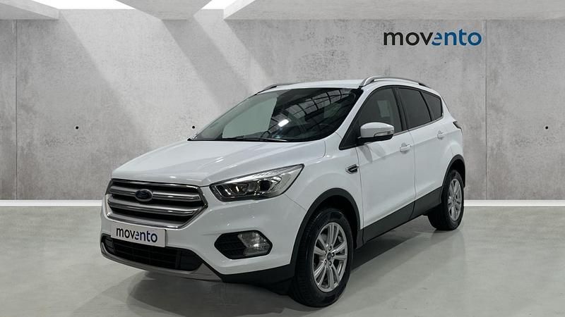 Usado Ford Kuga Trend 120 CV (88 kW) 2019 Blanco SUV