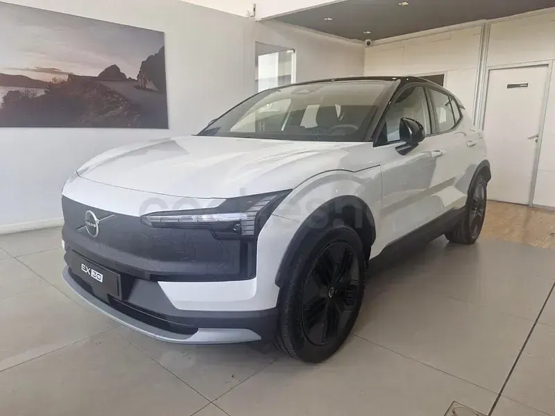 Nuevo Volvo EX30 Plus 314 kW (428 CV) 2026 Eléctrico SUV