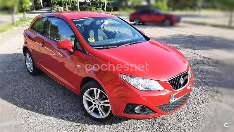 Rojo Usado 2011 Seat Ibiza SC Style Utilitario | 6800 € (Precio justo) - Imagen 1/4