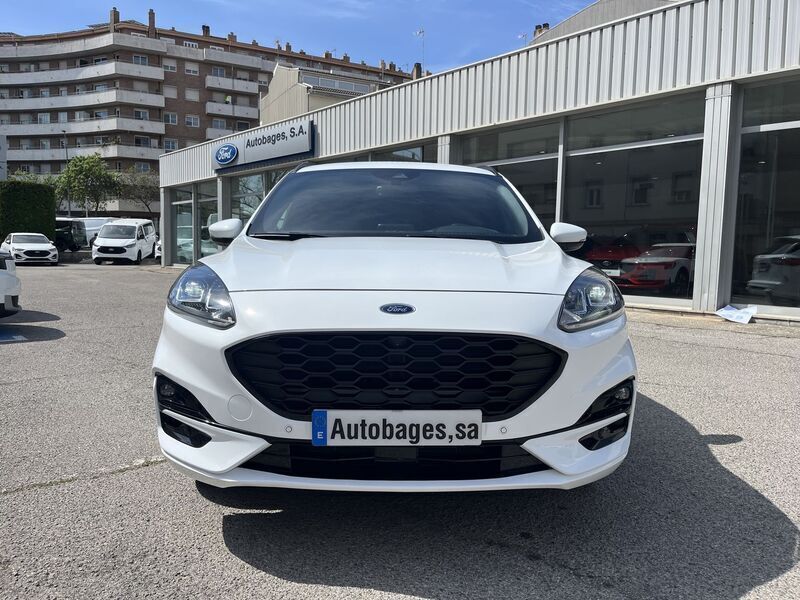 Usado Ford Kuga ST-Line 150 CV (110 kW) 2021 Blanco SUV