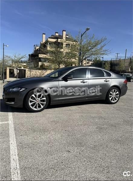 Gris / plata Usado 2017 Jaguar XF Prestige Berlina | 10.900 € (Super precio) - Imagen 1/4