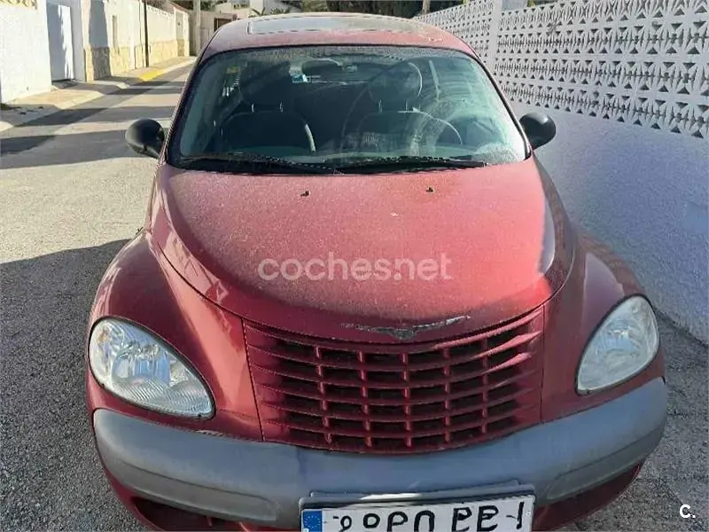 Usado Chrysler PT Cruiser Touring 140 CV (102 kW) 2002 Granate Familiar