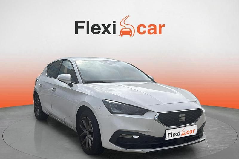 Blanco Usado 2020 Seat Leon Reference Berlina | 15.490 € (Precio justo) - Imagen 1/4