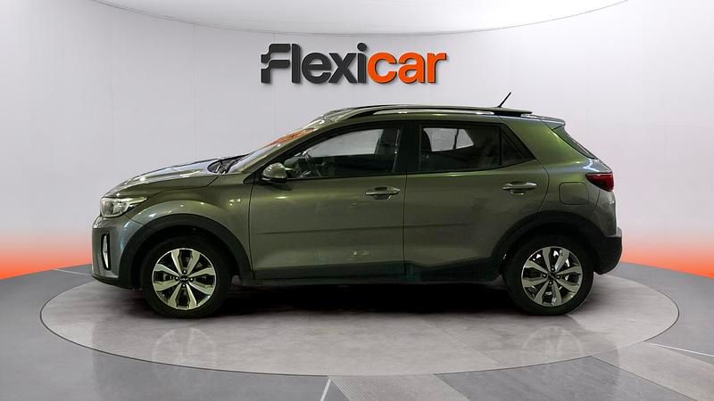 Usado Kia Stonic 84 CV (61 kW) 2024 Gris SUV