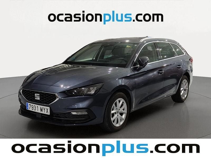 Usado Seat Leon Style 116 CV (85 kW) 2025 Gris Monovolumen