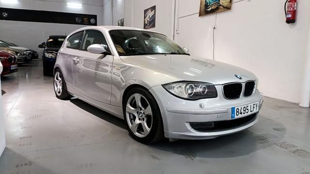 Usado 2008 BMW 123 Sport Line Utilitario | 8900 € - Imagen 1/4
