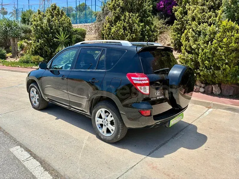Usado Toyota RAV4 Advance 158 CV (116 kW) 2009 Negro SUV