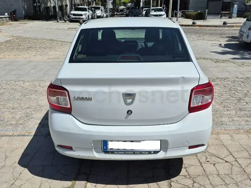Usado Dacia Logan Ambiance 75 CV (55 kW) 2014 Blanco Berlina