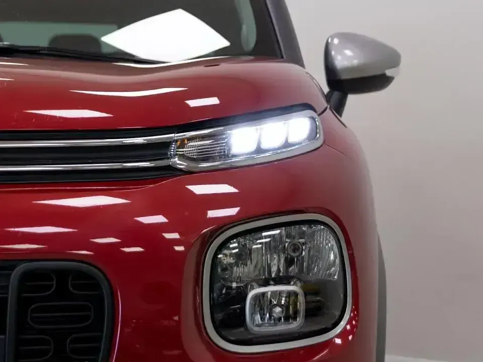 Usado Citroën C3 Aircross Shine 110 CV (80 kW) 2020 Rojo SUV