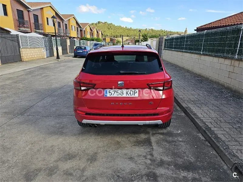 Usado Seat Ateca FR 150 CV (110 kW) 2017 Rojo SUV